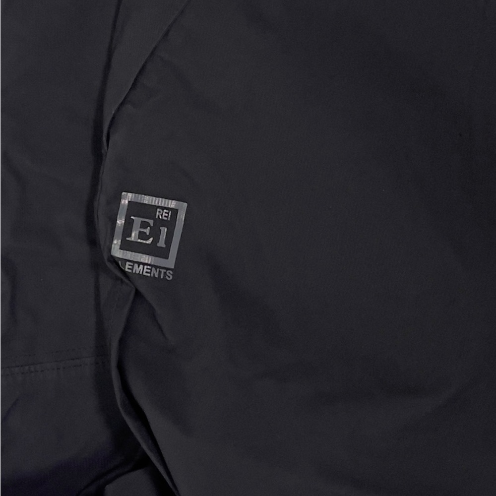 REI Women's Black Cargo Pants - Picture 4 of 7